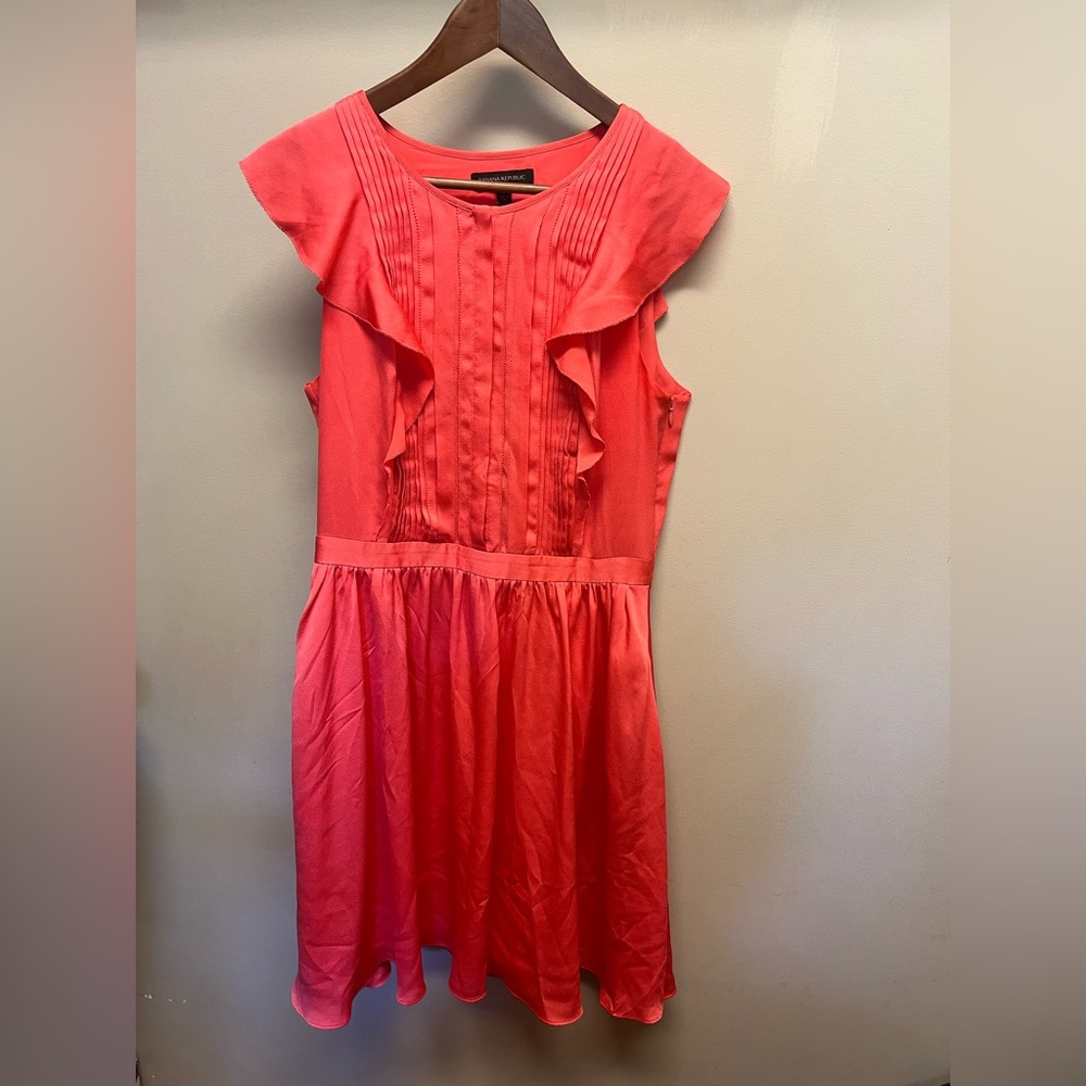 Banana Republic coral sleeveless dress